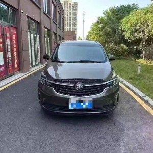 烟台21年别克GL8