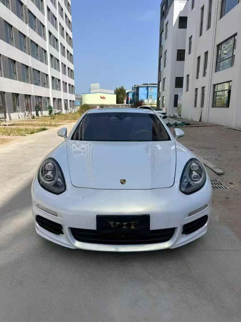 东营17年保时捷帕拉梅拉1