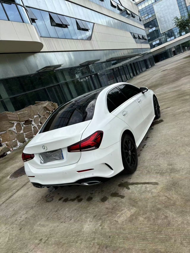 乐山19年奔驰A6