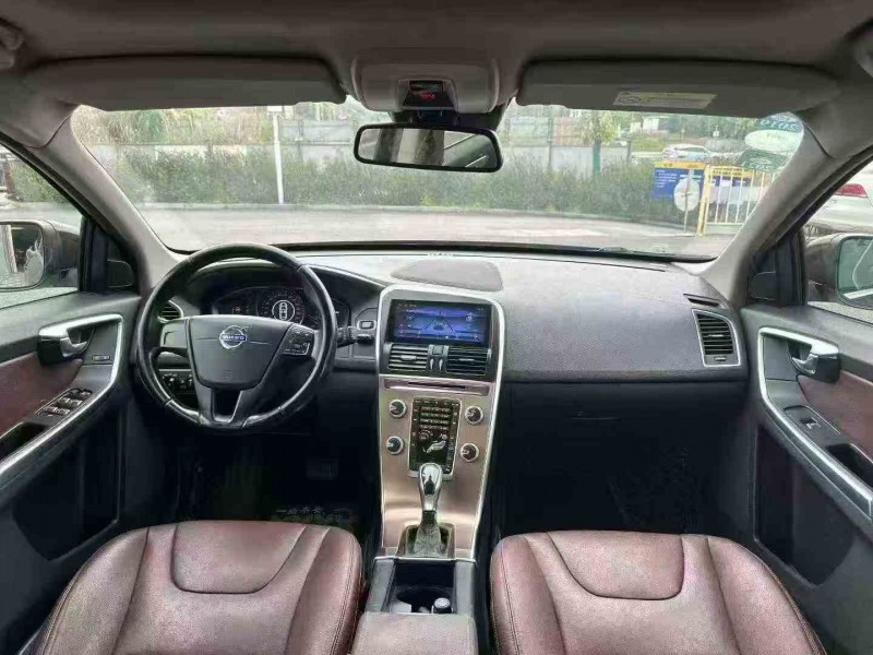 重庆15年沃尔沃XC605