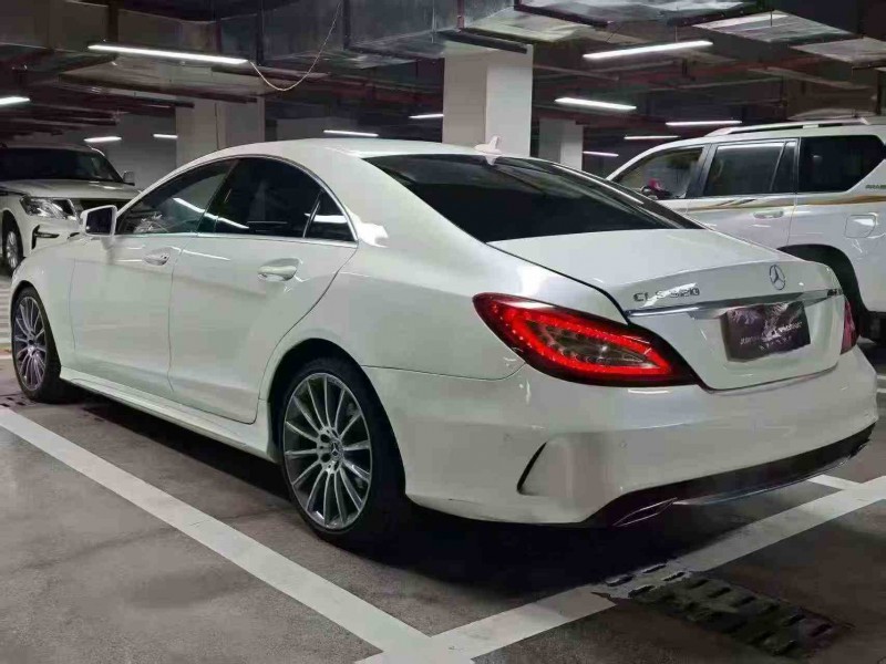 铜仁17年奔驰CLS6