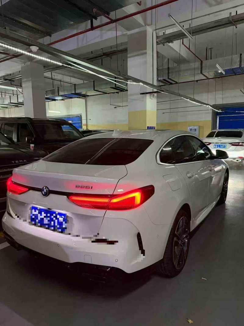 重庆23年宝马2系7