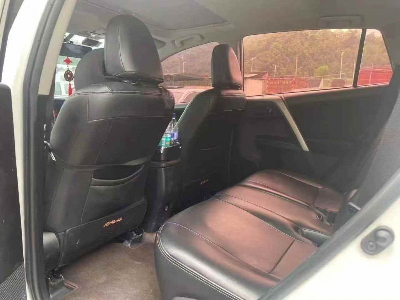 漳州18年丰田RAV4荣放7