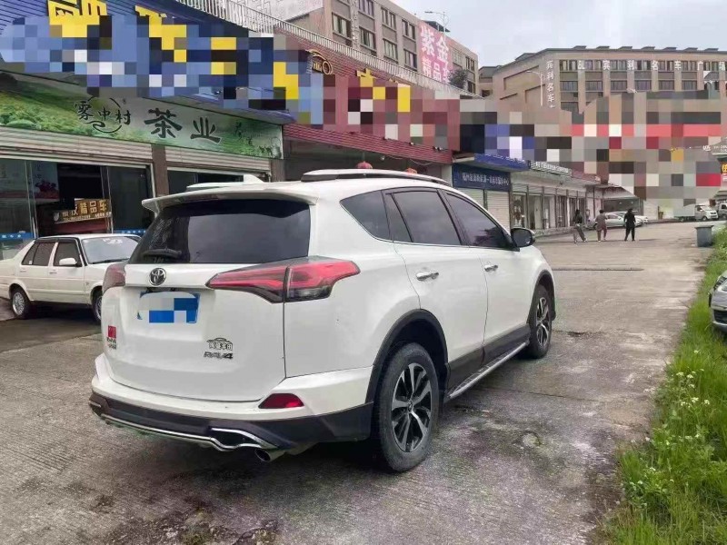 漳州18年丰田RAV4荣放8