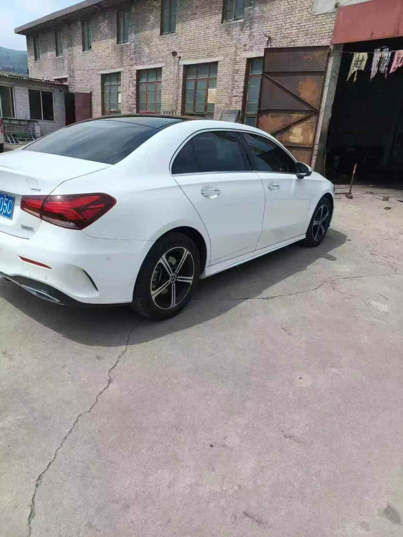 运城22年奔驰A8