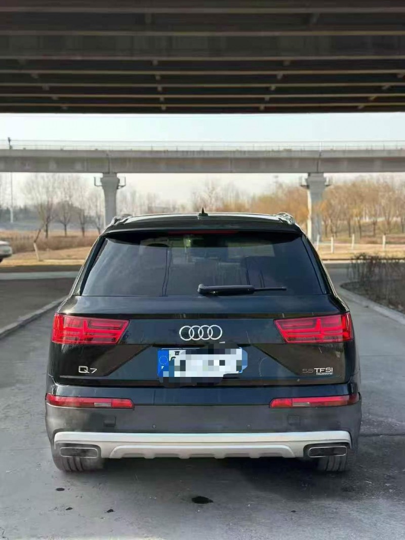 潍坊18年奥迪Q78