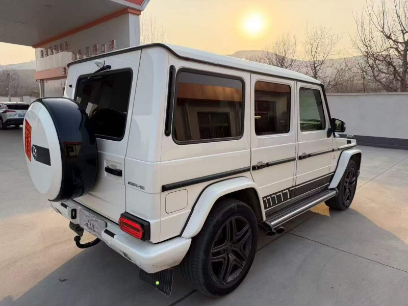 唐山15年奔驰G9