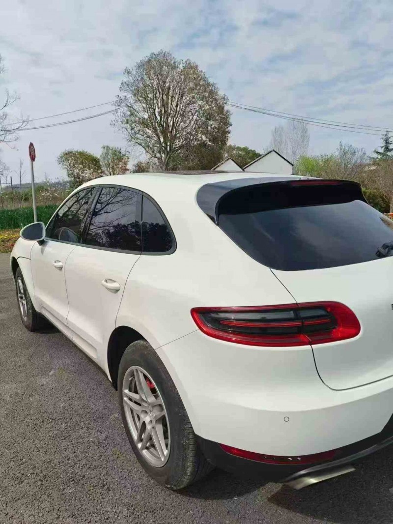 常州16年保时捷Macan5