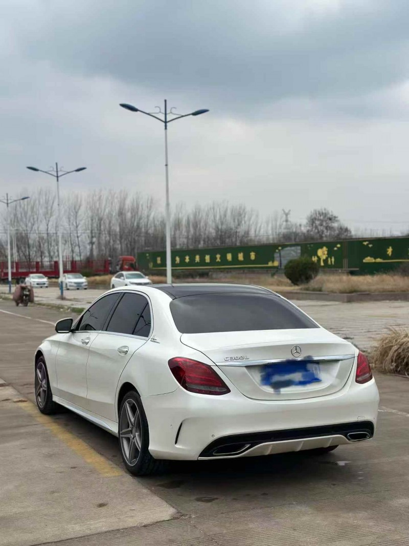 潍坊17年奔驰C8