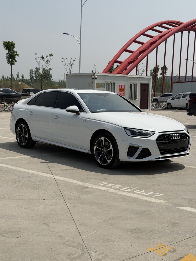 新乡24年奥迪A4L3