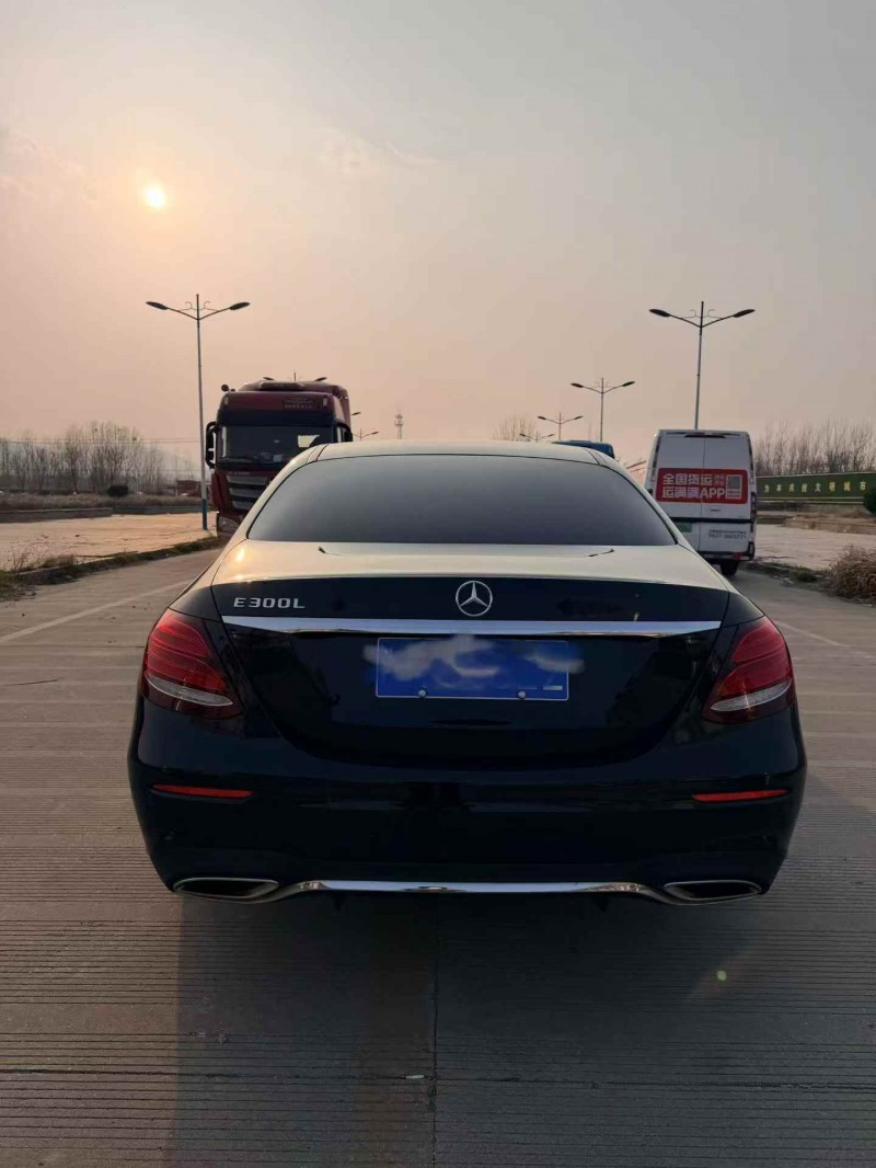 东营18年奔驰E9