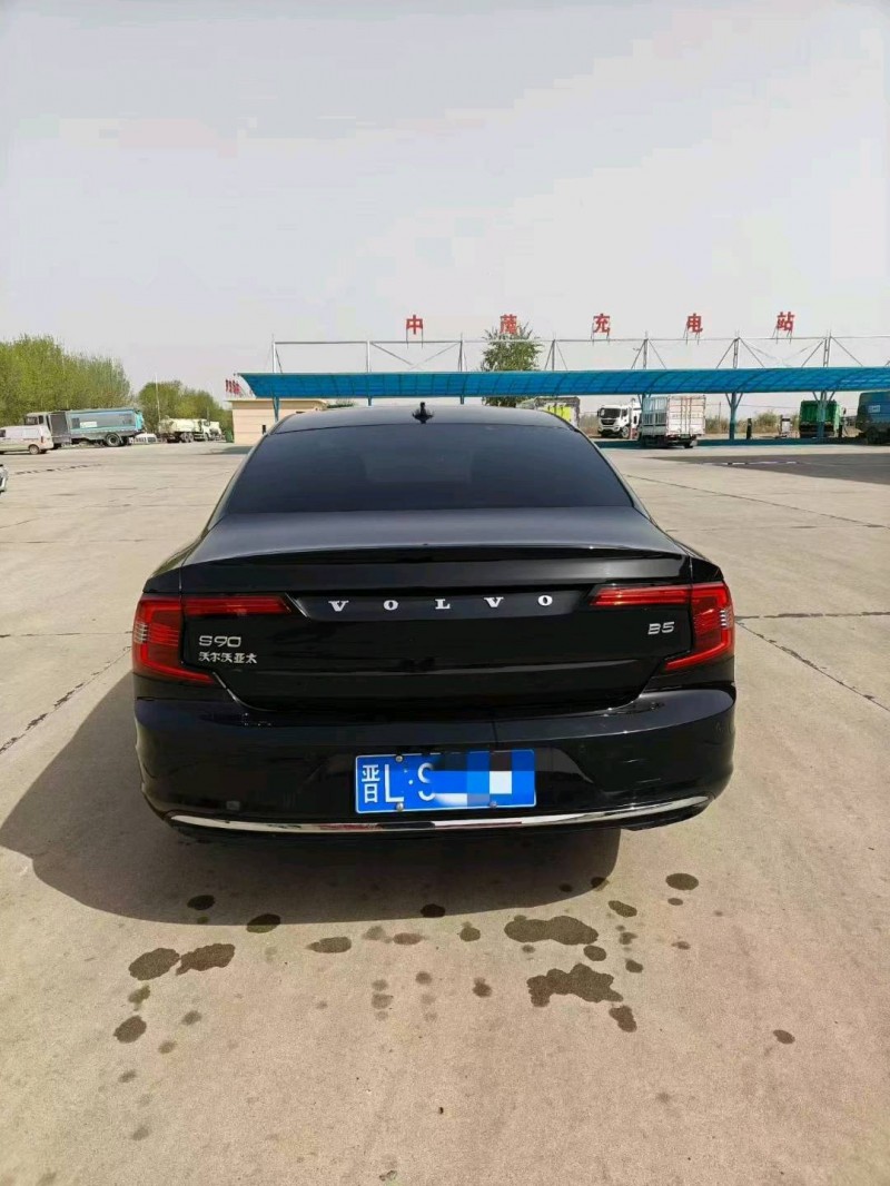 保定24年沃尔沃S906