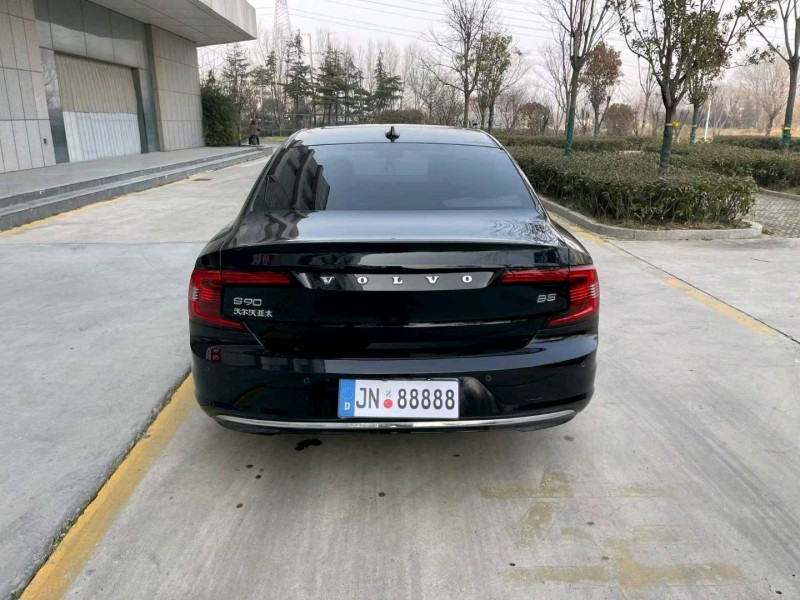 济宁24年沃尔沃S905