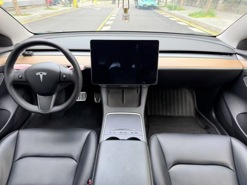 深圳23年特斯拉MODEL 35