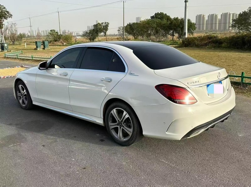 苏州20年奔驰C7