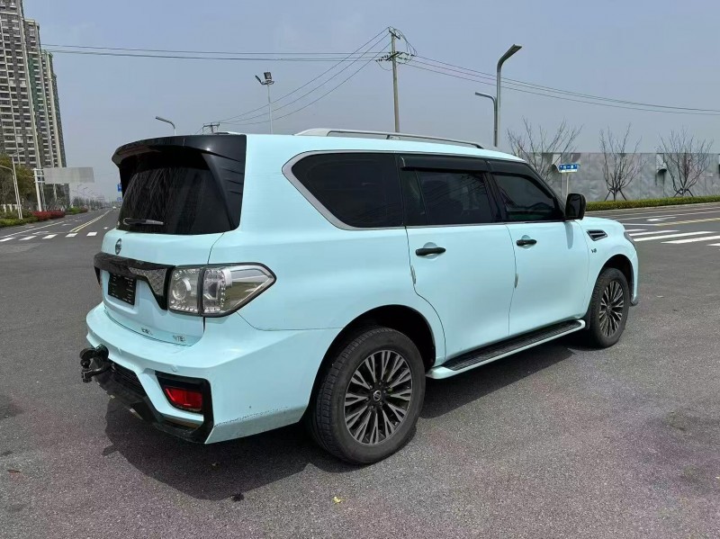 苏州19年日产途乐9