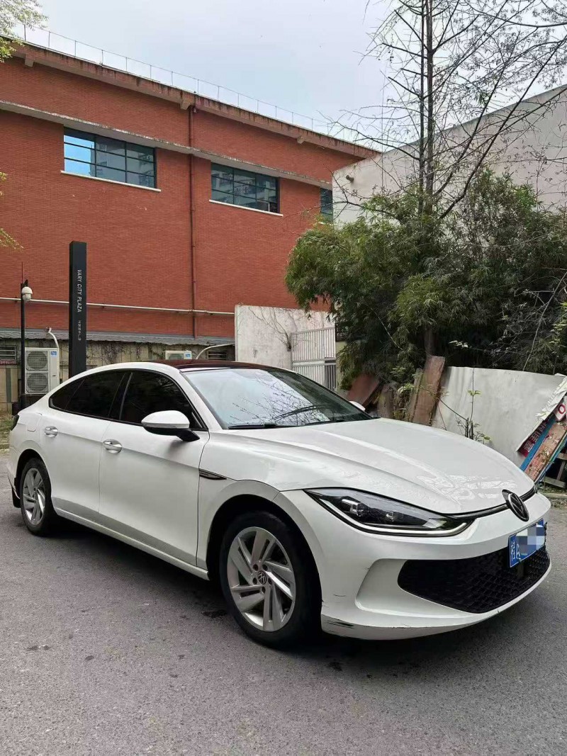 成都23年大众凌渡3