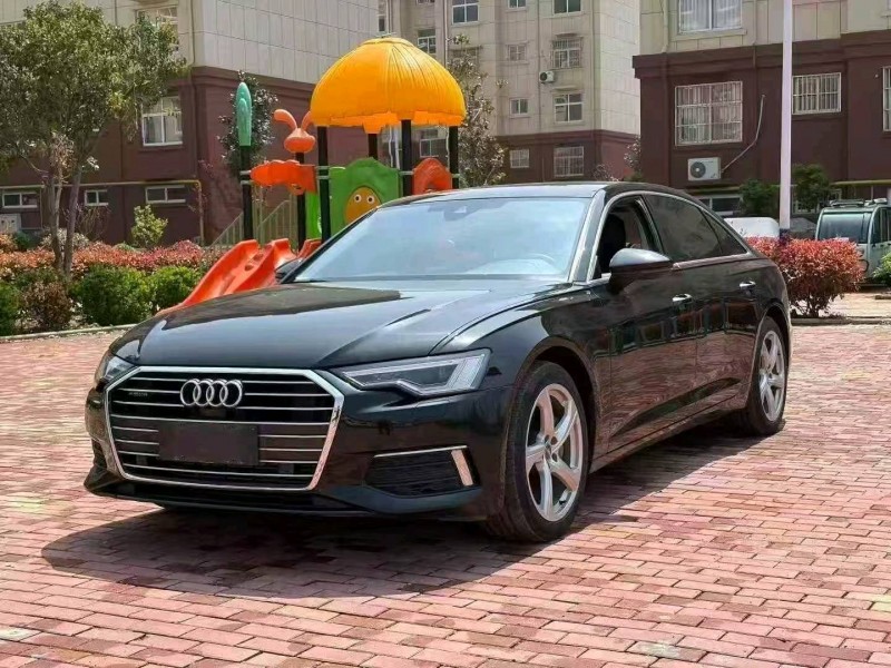 济宁22年奥迪A6L3