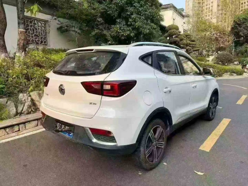 江门19年名爵ZS8