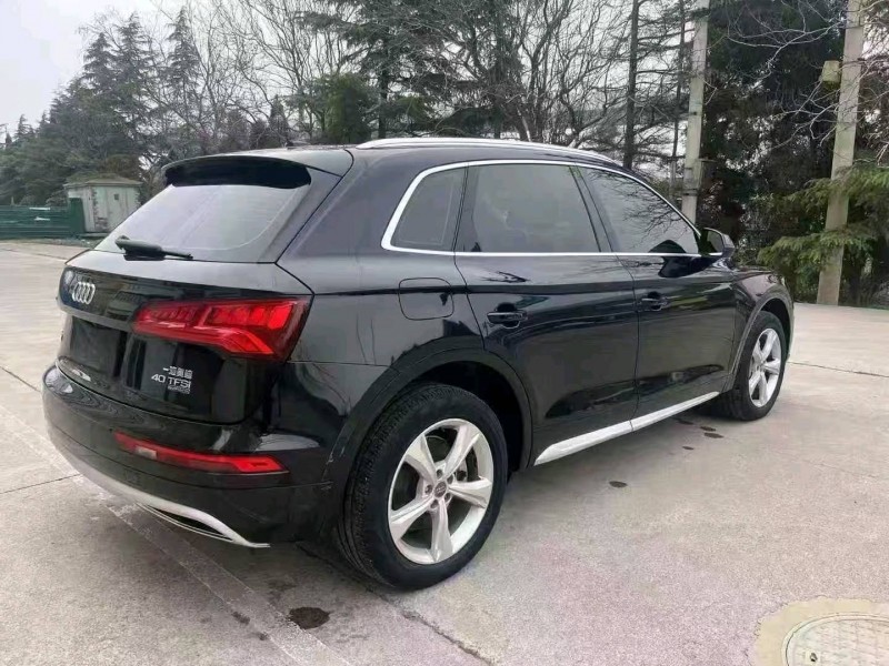 安阳21年奥迪Q58