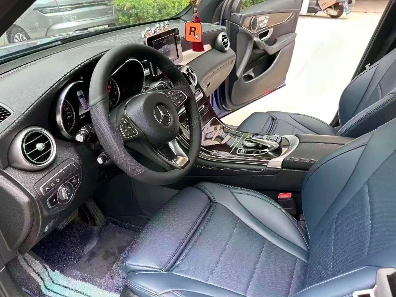 襄阳19年奔驰GLC4