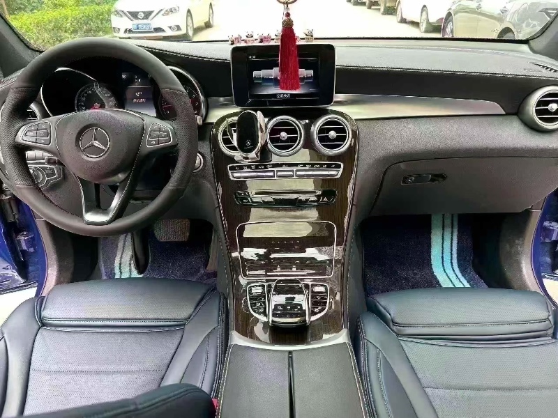 襄阳19年奔驰GLC8