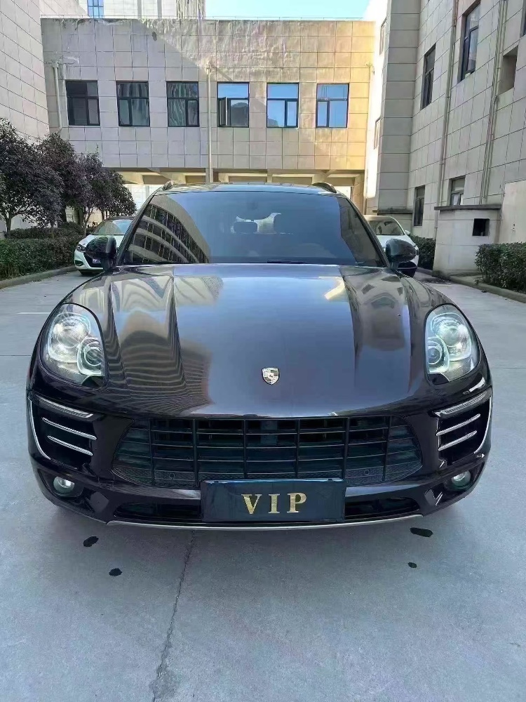 襄阳16年保时捷Macan1