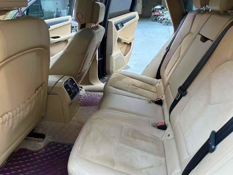 襄阳16年保时捷Macan6