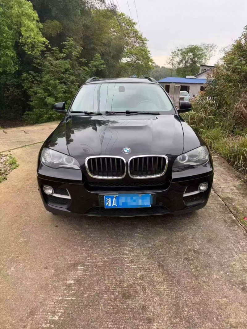 常德16年宝马X61