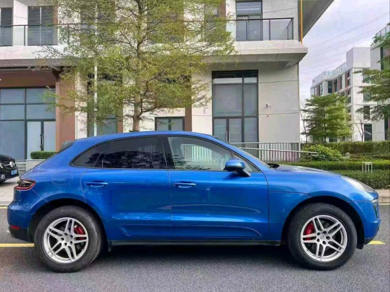 广州18年保时捷Macan9