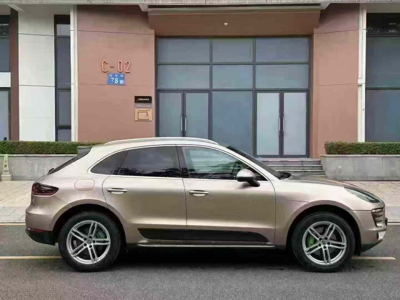 广州15年保时捷Macan7