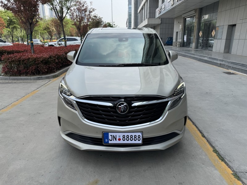 济宁20年别克GL81