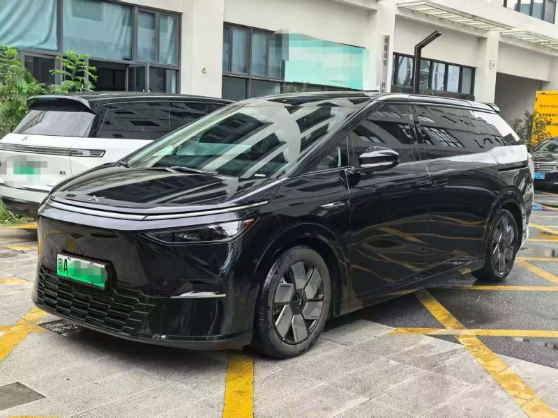 广州25年小鹏汽车X92