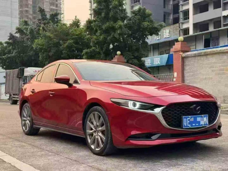 桂林20年马自达昂克赛拉3
