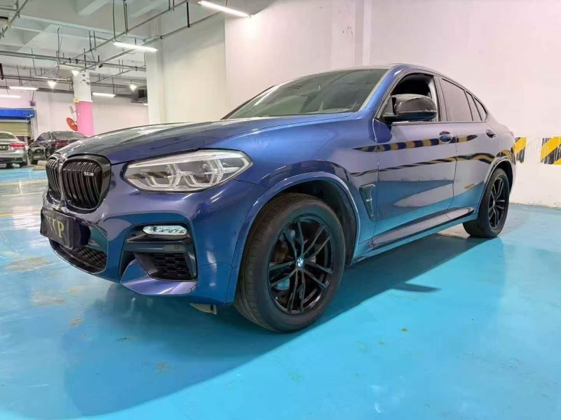 成都19年宝马X43