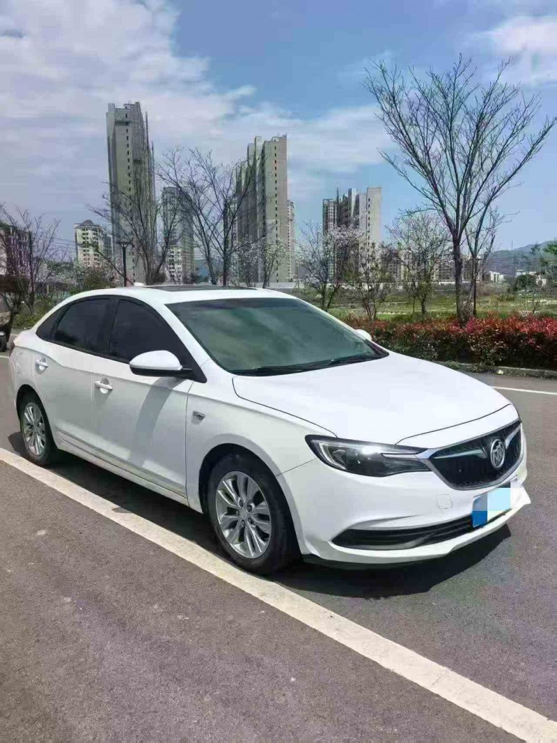 嘉兴20年别克威朗3