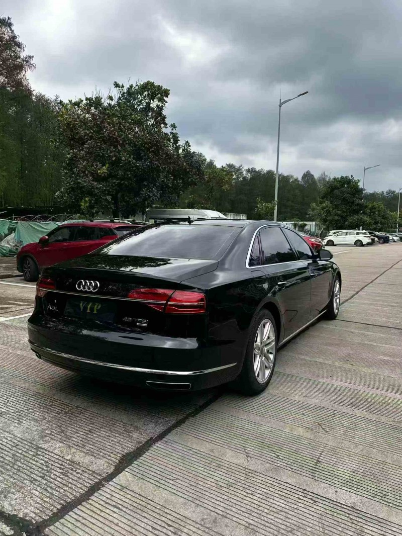 湖州16年奥迪A8L9