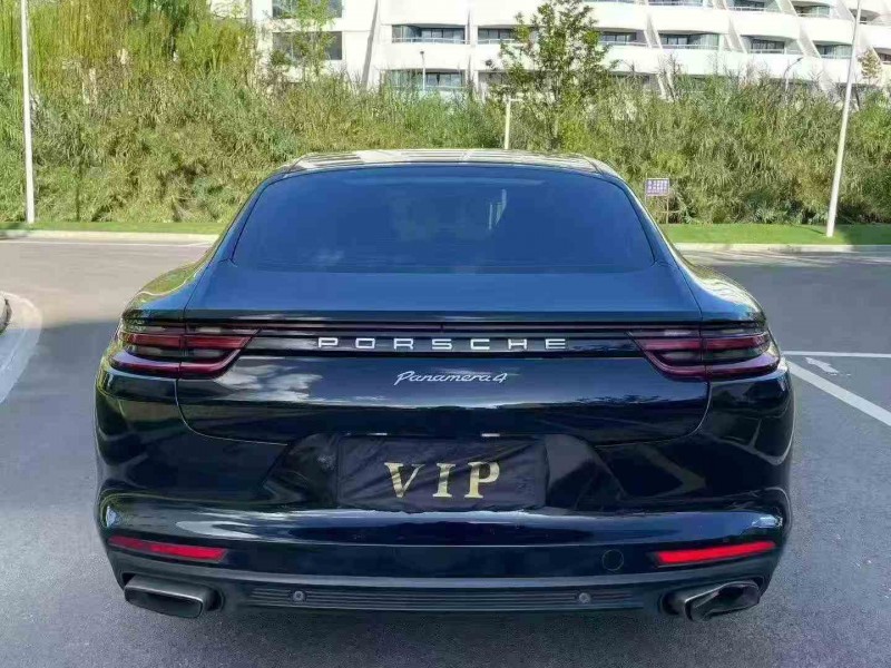 嘉兴18年保时捷帕拉梅拉8