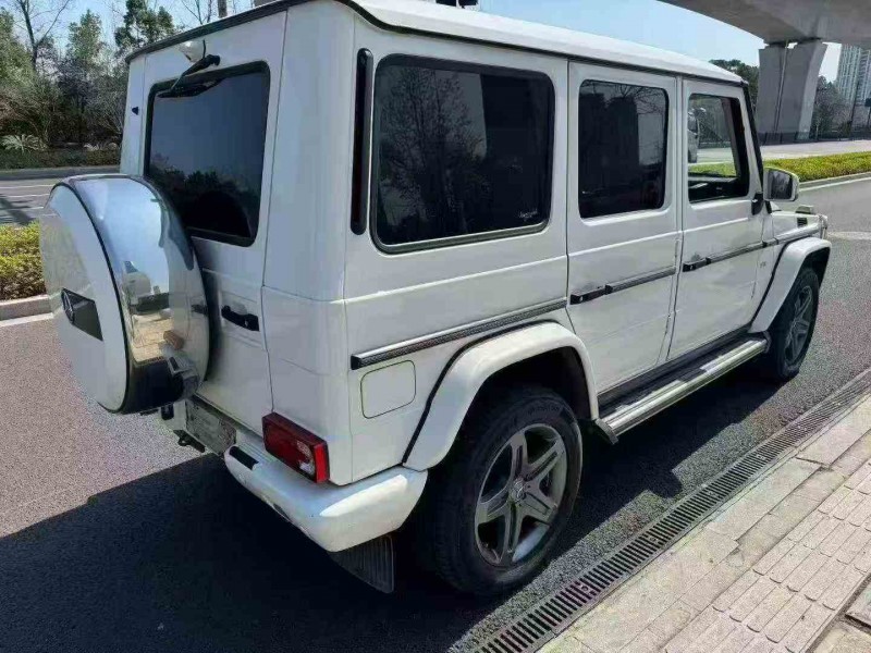 嘉兴18年奔驰G8