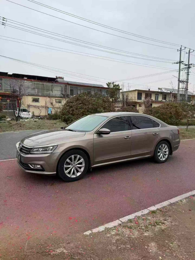 枣庄17年大众帕萨特2