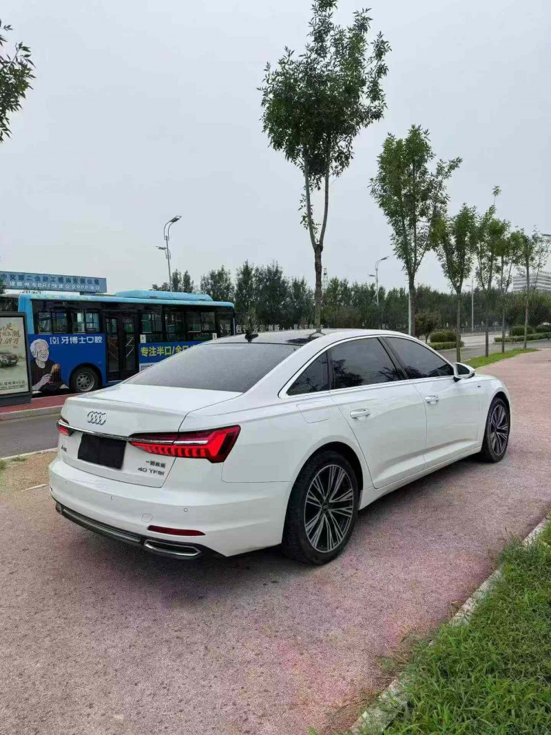 枣庄19年奥迪A6L8