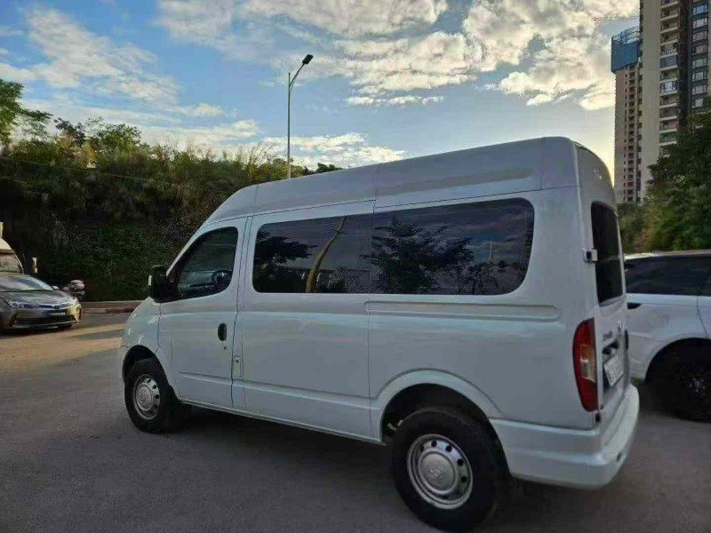 南宁21年大通V808