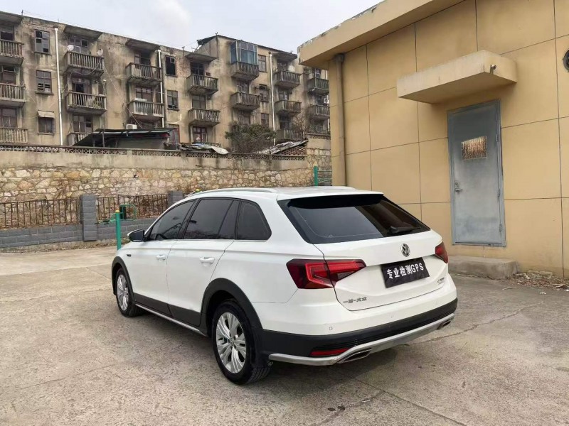 徐州17年大众蔚领4