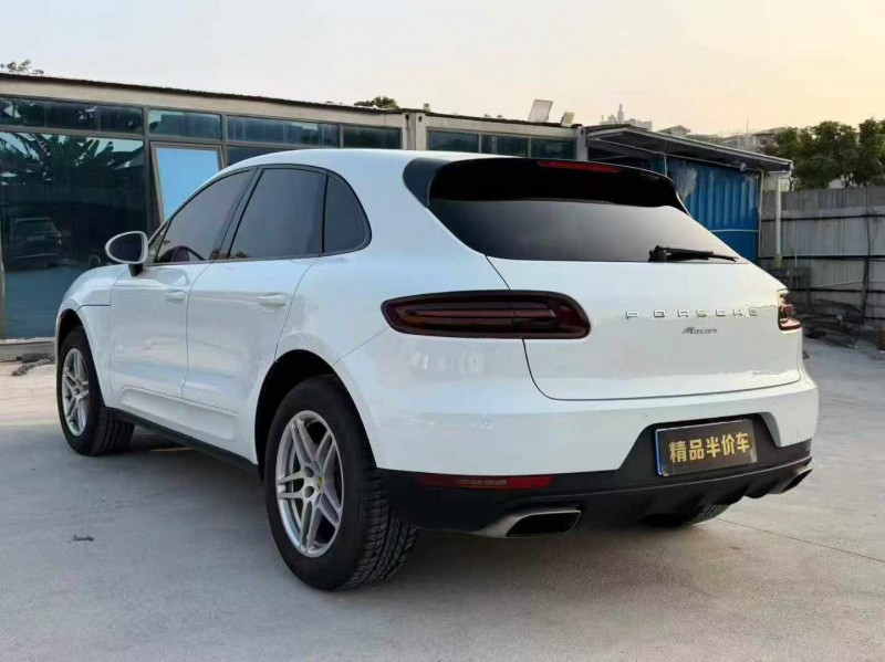 东莞17年保时捷Macan7