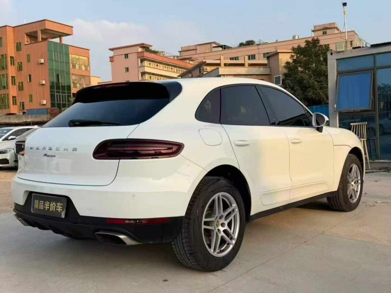 东莞17年保时捷Macan9