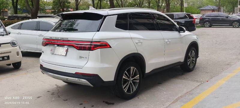 西安19年比亚迪宋9