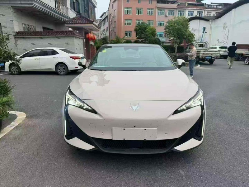 南通26年极狐汽车阿尔法1