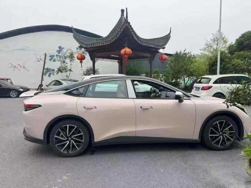 南通26年极狐汽车阿尔法4
