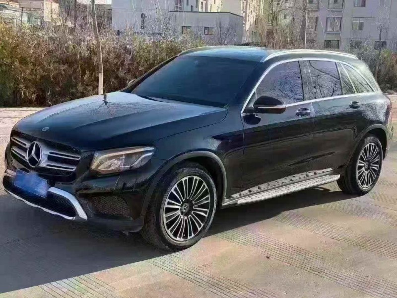 延安19年奔驰GLC2