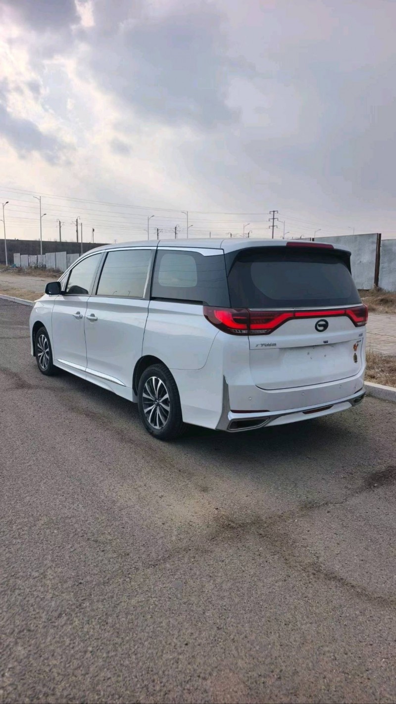 乌兰察布23年传祺M8/GM86